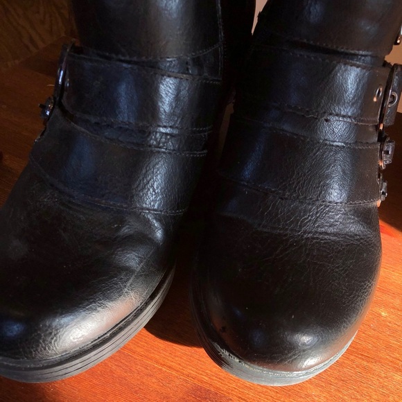 Faux leather heeled boots - Picture 5 of 6